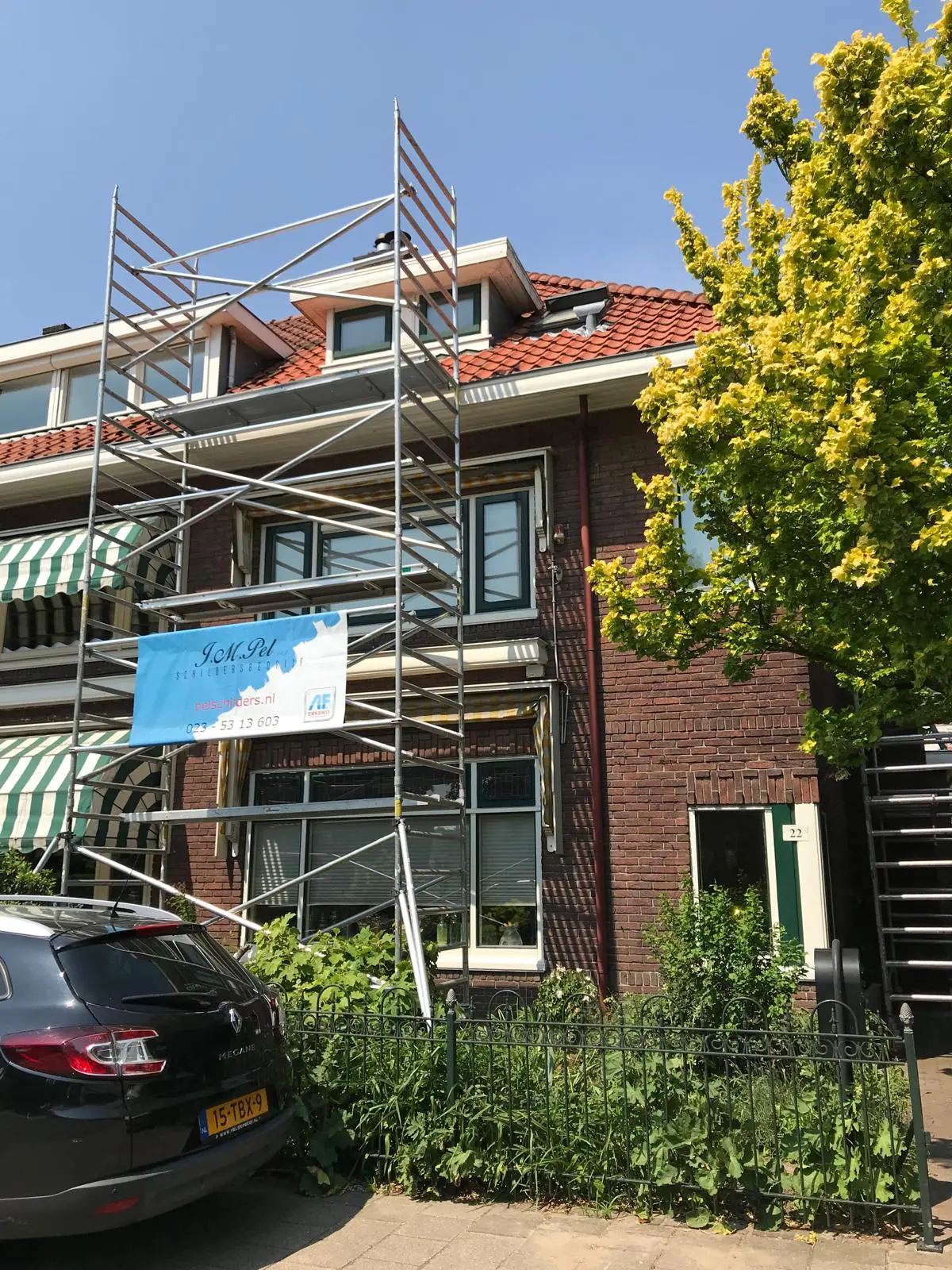 Klassiek ambachtelijk buitenschilderwerk in 3 kleuren  - voorbeeld