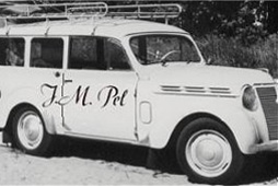 Historische bedrijfswagen J.M. Pel